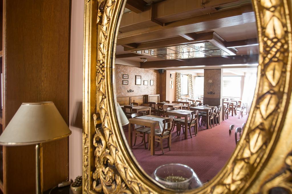 Heartland City B&B Tuzla Buitenkant foto