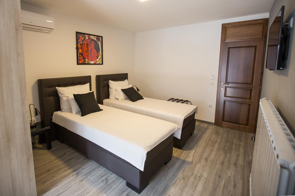 Heartland City B&B Tuzla Buitenkant foto