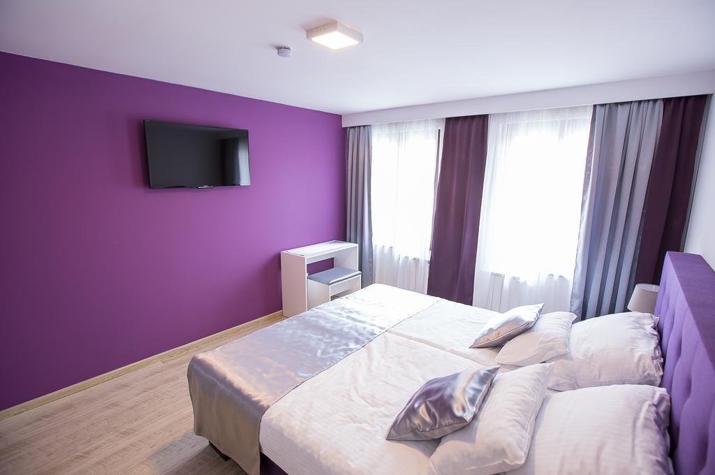 Heartland City B&B Tuzla Buitenkant foto