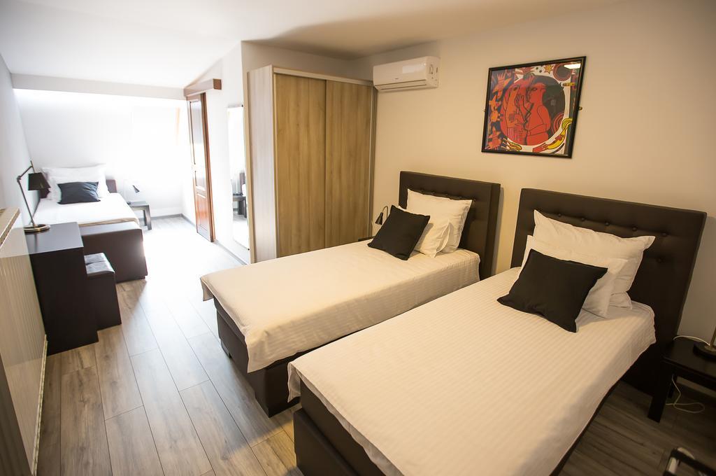 Heartland City B&B Tuzla Buitenkant foto