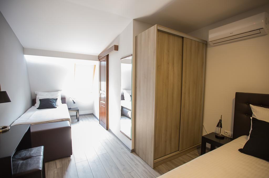 Heartland City B&B Tuzla Buitenkant foto